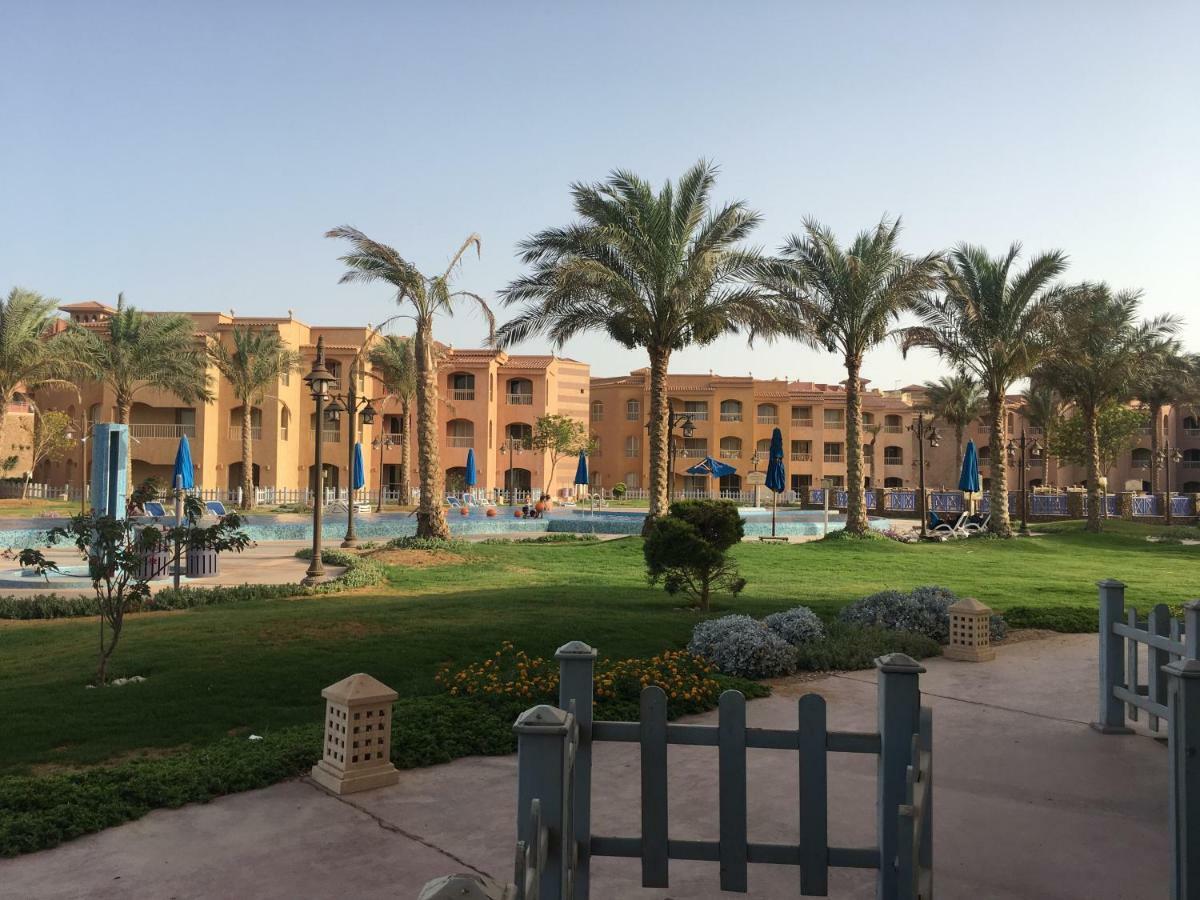 Special Chalets In Porto South Beach Families Ain Sukhna Exterior photo